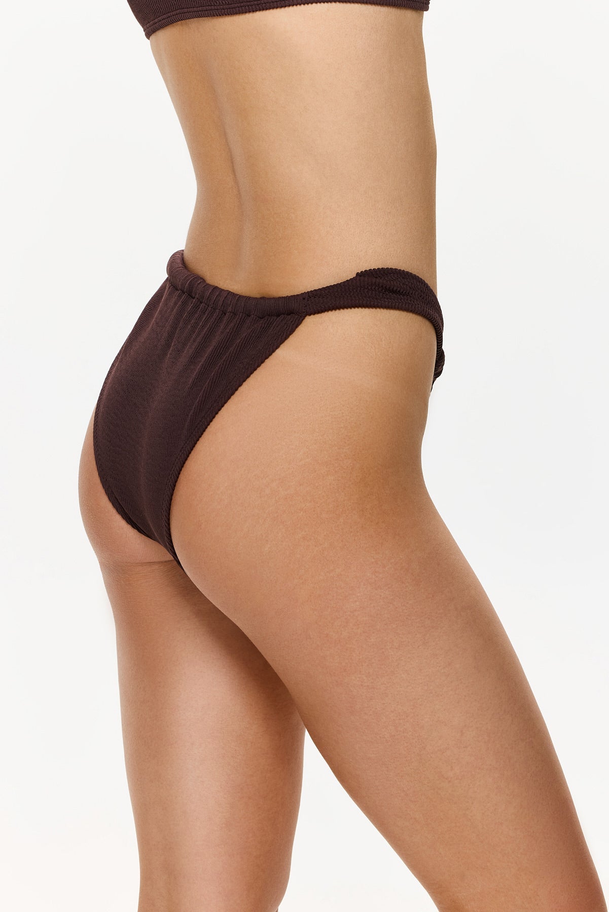 תחתון ביקיני היי לג ONE SIZE חום