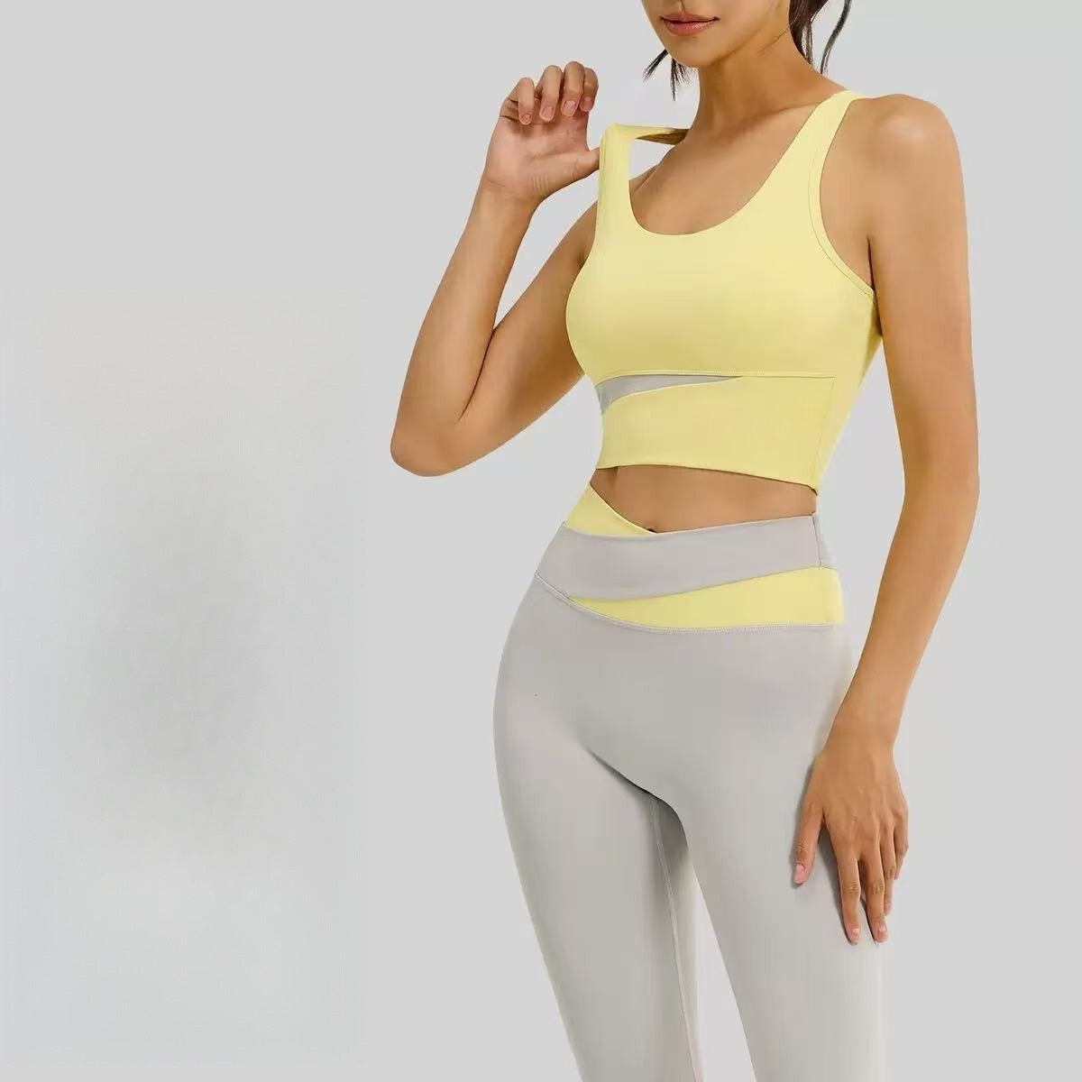 Sports suit with color blocking, high waist and slimming effect E1036