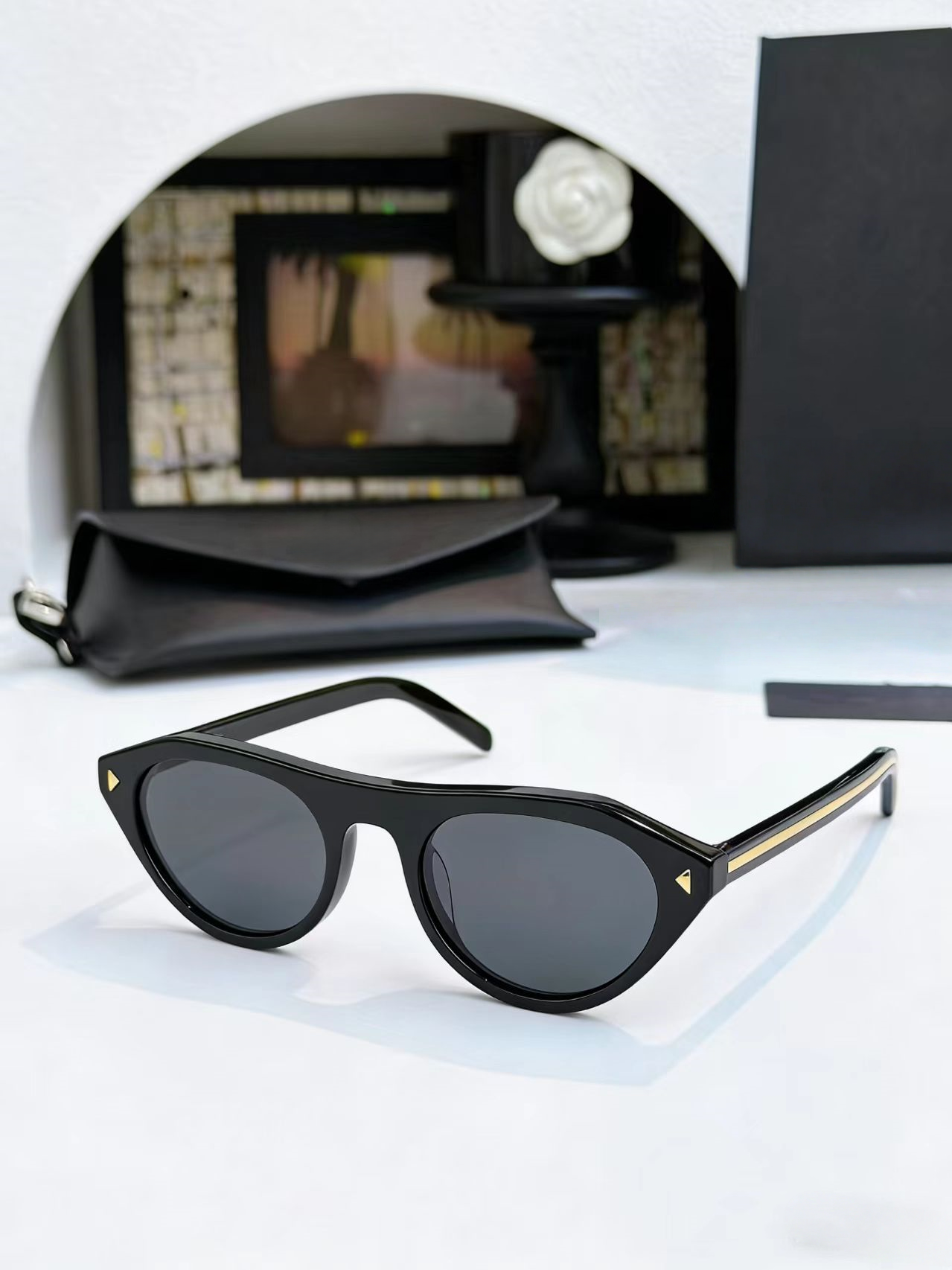 Round frame sunglasses, fashionable sunglasses  E1062