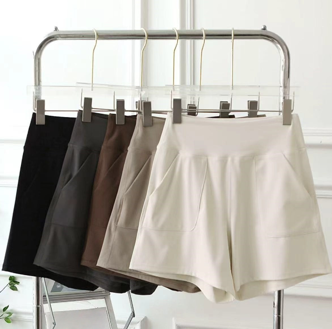 Women's casual sports shorts   E1130