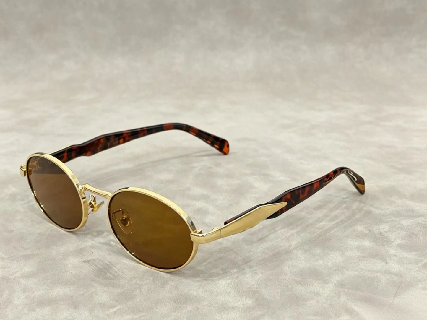 Metal sunglasses, men's and women's UV resistant sunglasses, versatile E1008