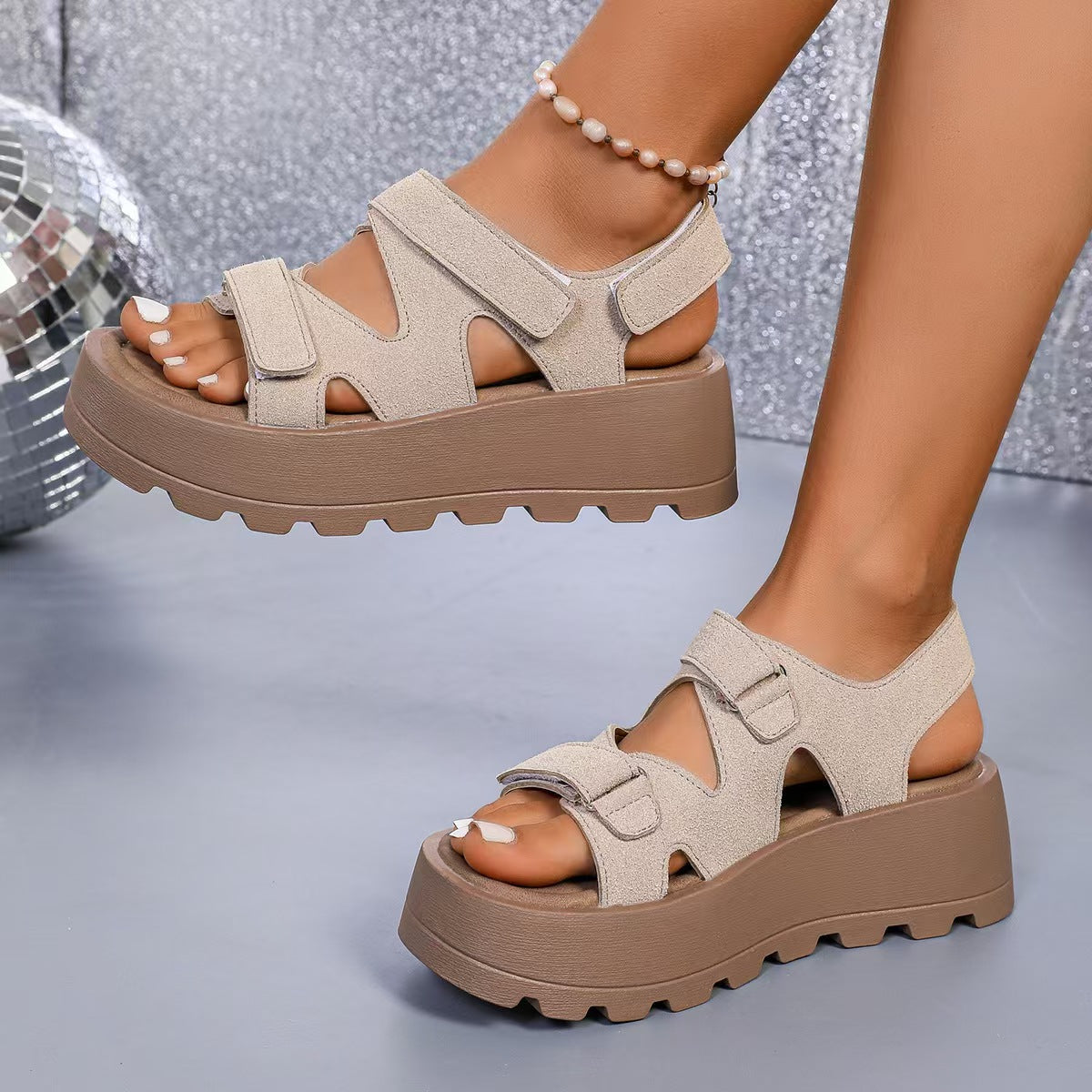 Retro sandals with summer height increase and thick sole  E1032