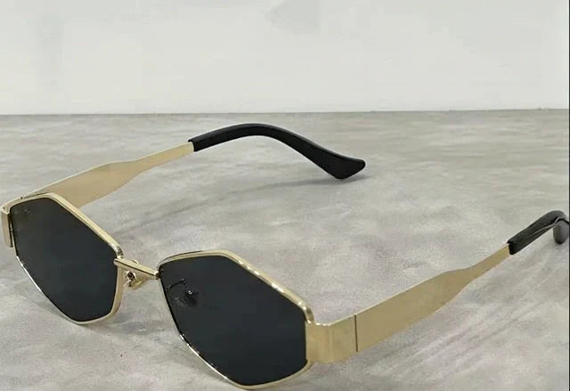 Sun shading sunglasses with diamond shaped small frame glasses  E1049