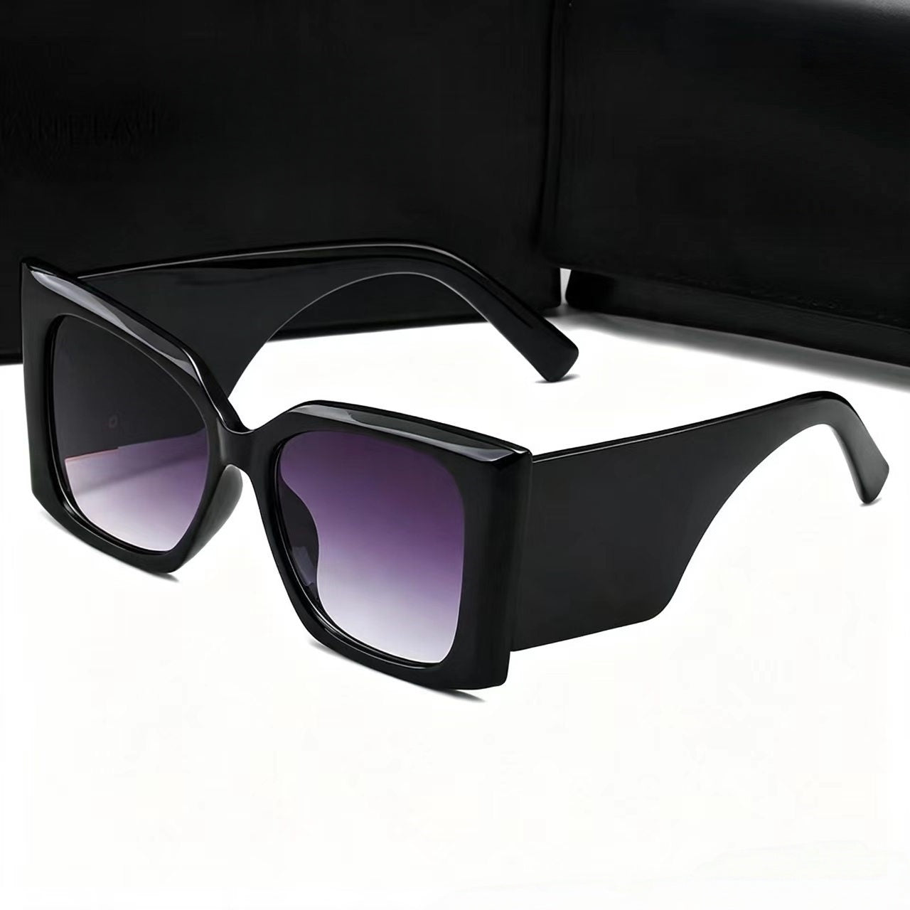 Large frame retro high-end glasses   E1349