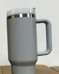 Simple large capacity insulated cup  E1355