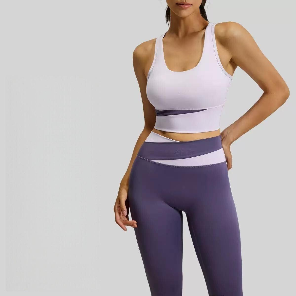 Sports suit with color blocking, high waist and slimming effect E1036