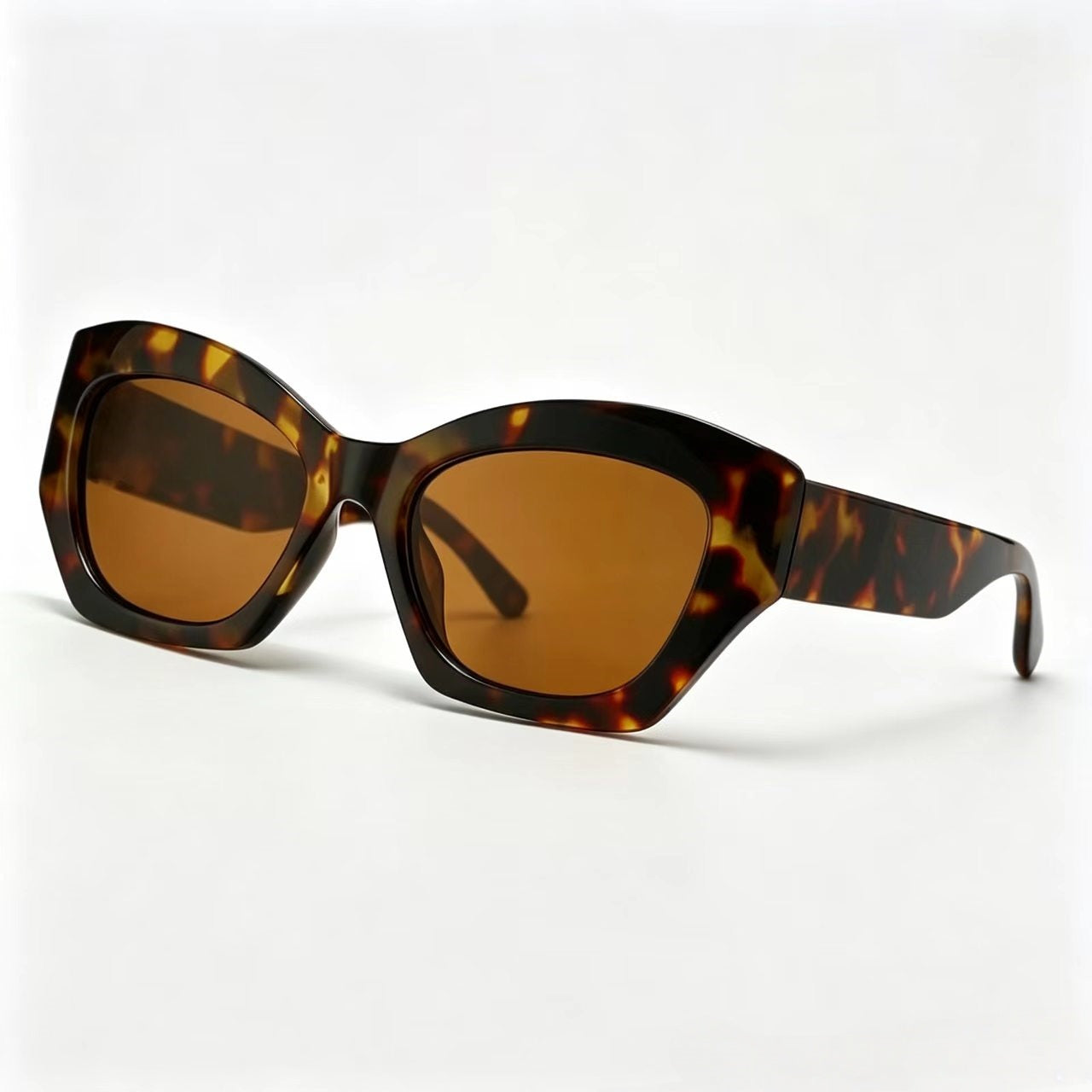 Fashionable and versatile blackout sunglasses, personalized and trendy E1116