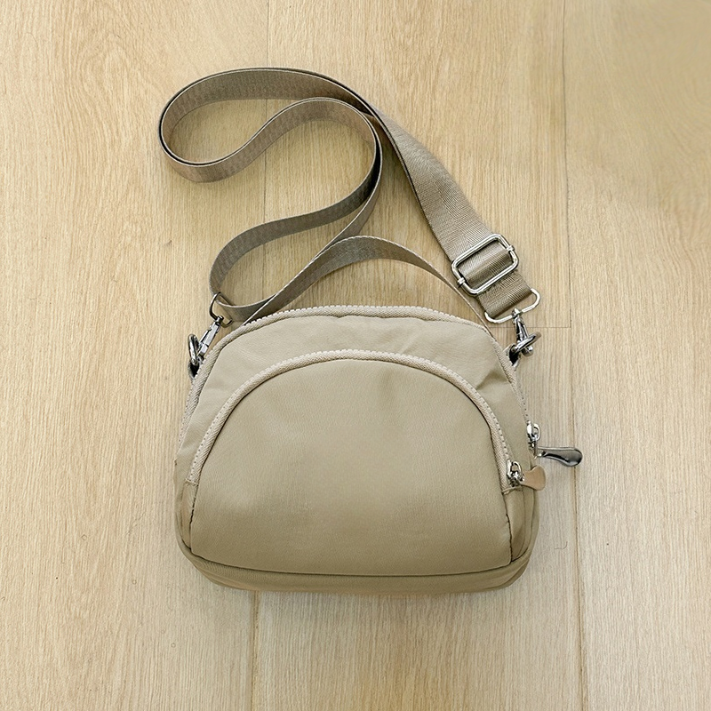 Simple and lightweight casual shoulder bag E1308
