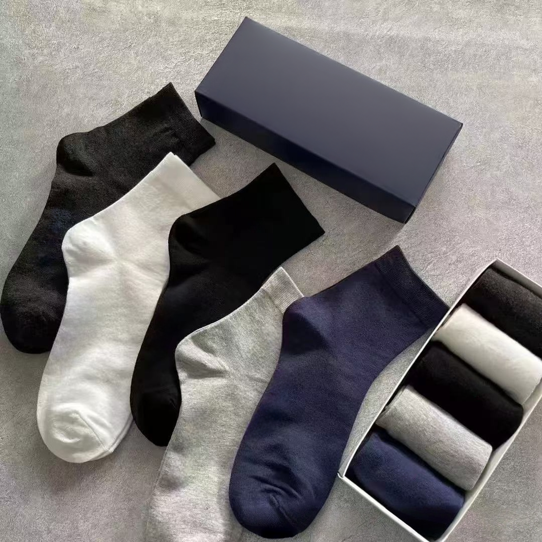 Leisure breathable sweat absorbing sports socks   E1296