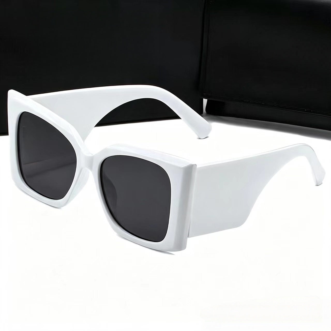 Large frame retro high-end glasses   E1349