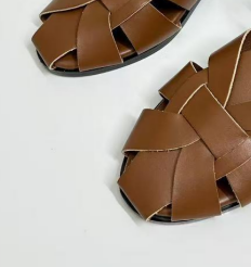 Ladies' versatile flat hollow sandals with toe caps and casual shoes  E1128