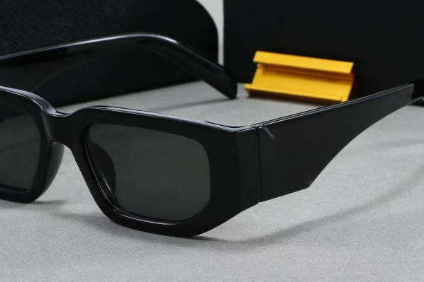 Sun blocking sunglasses are versatile    E1304
