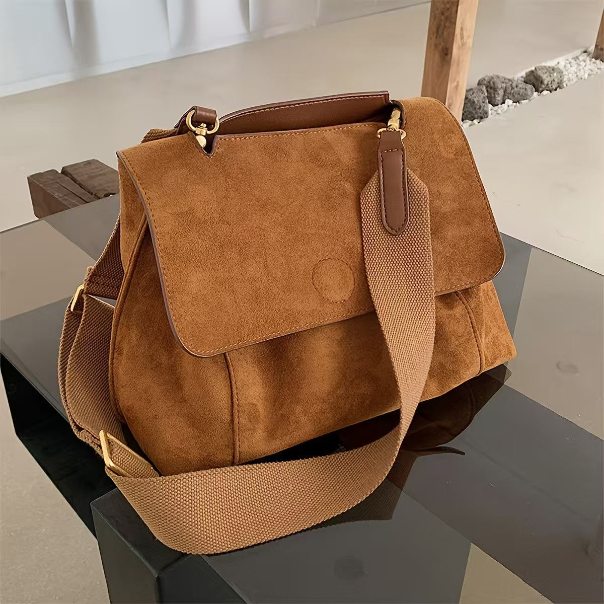 Diagonal Autumn/Winter Large Capacity Commuter Postman Bag  E915