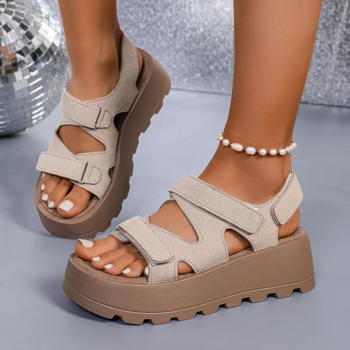 Retro sandals with summer height increase and thick sole  E1032
