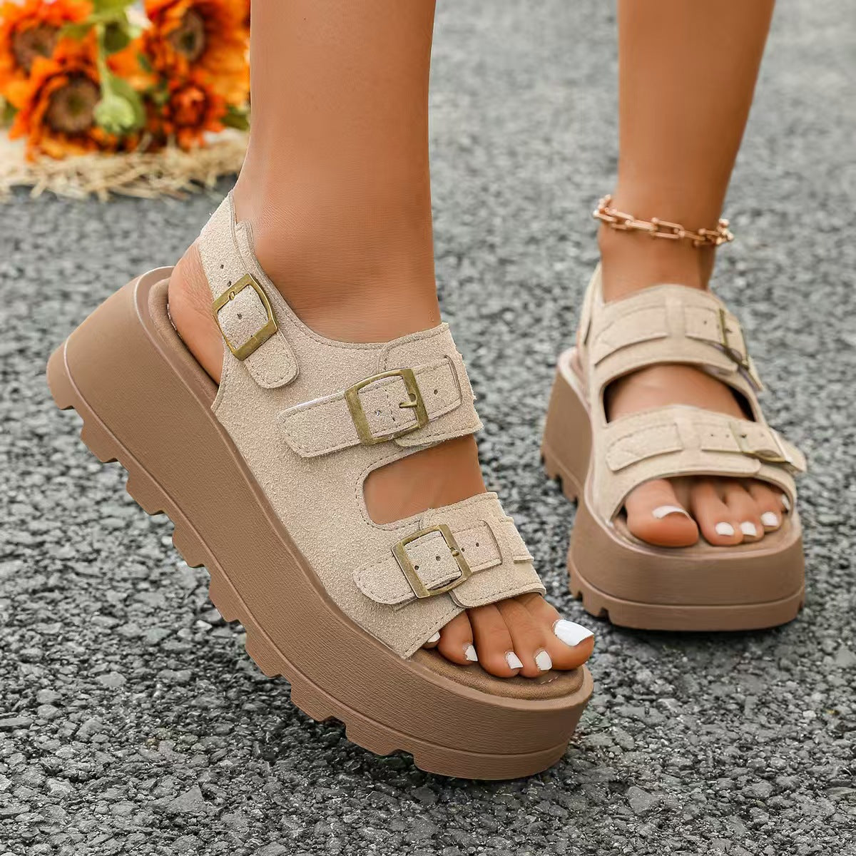 Thick soled sandals for sports, leisure, and anti slip  E1033
