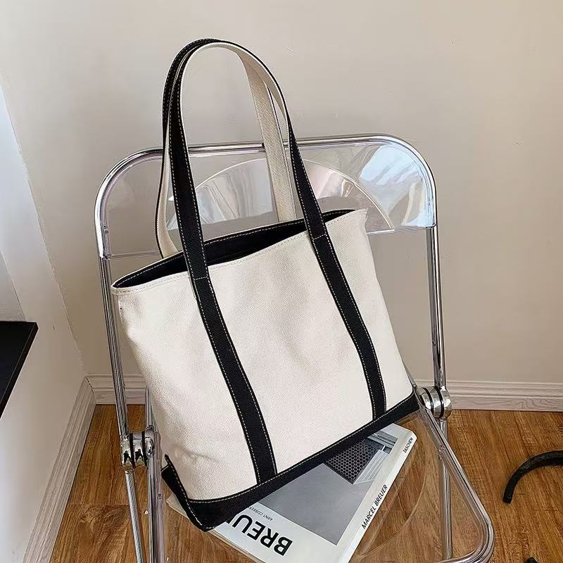 Casual versatile and minimalist tote bag E1298