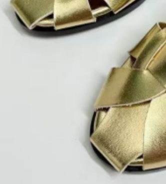 Ladies' versatile flat hollow sandals with toe caps and casual shoes  E1128