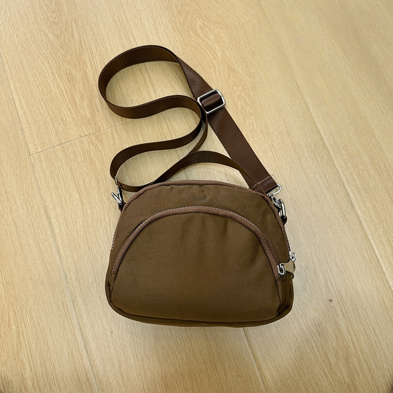 Simple and lightweight casual shoulder bag E1308