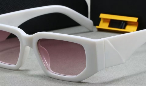 Sun blocking sunglasses are versatile    E1304